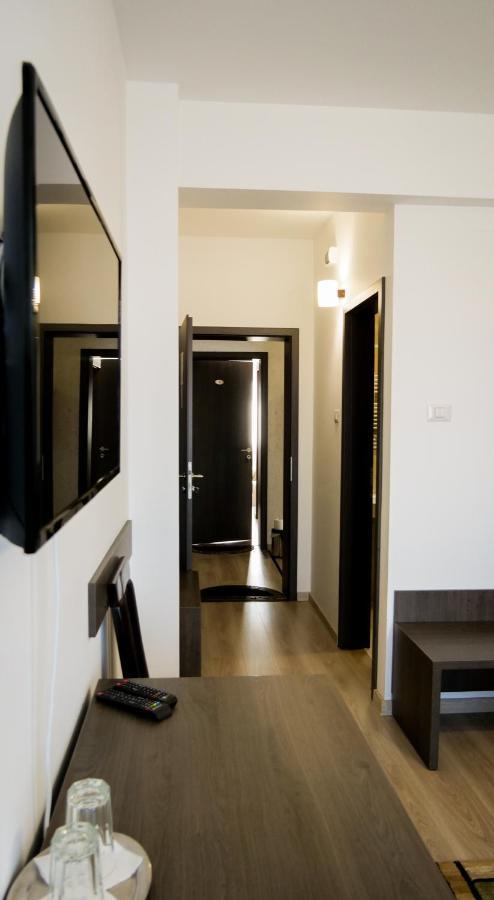Motel Infinit Târgu Jiu المظهر الخارجي الصورة