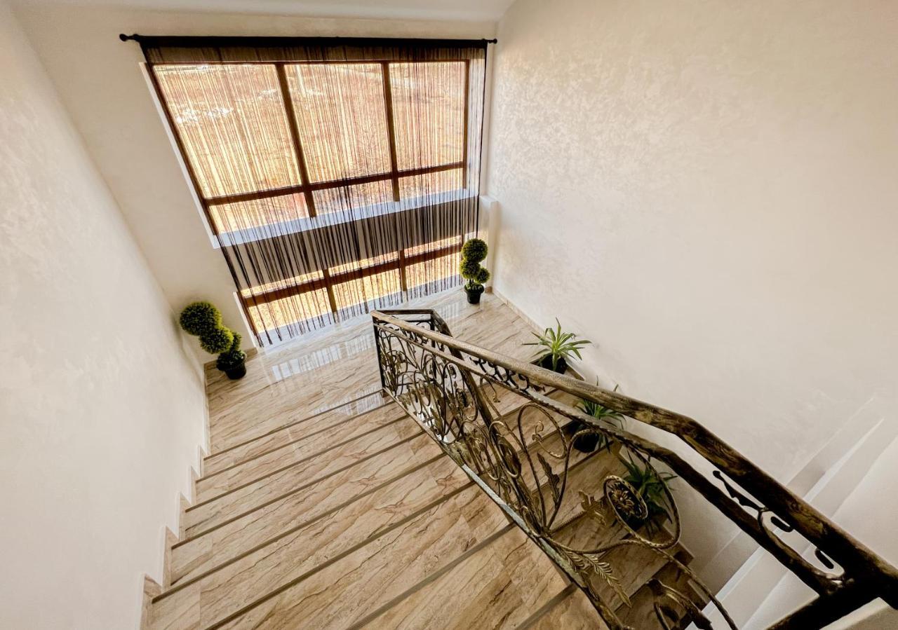 Motel Infinit Târgu Jiu المظهر الخارجي الصورة
