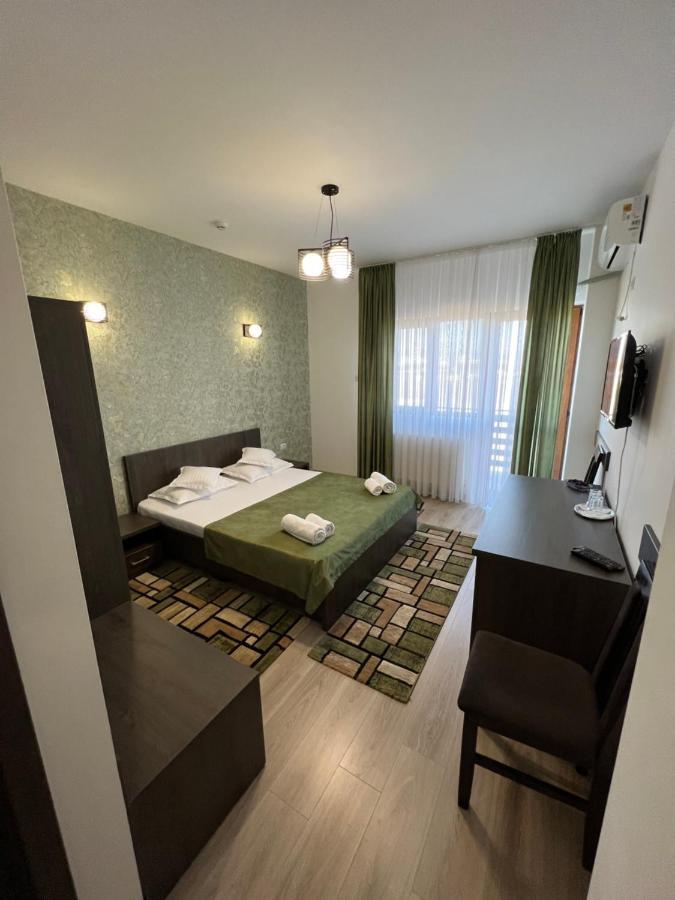 Motel Infinit Târgu Jiu المظهر الخارجي الصورة